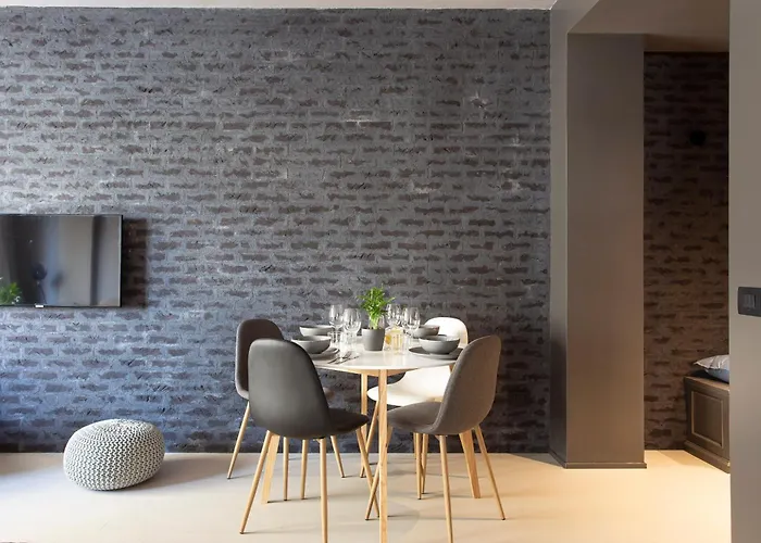 Grey Loft アパート *